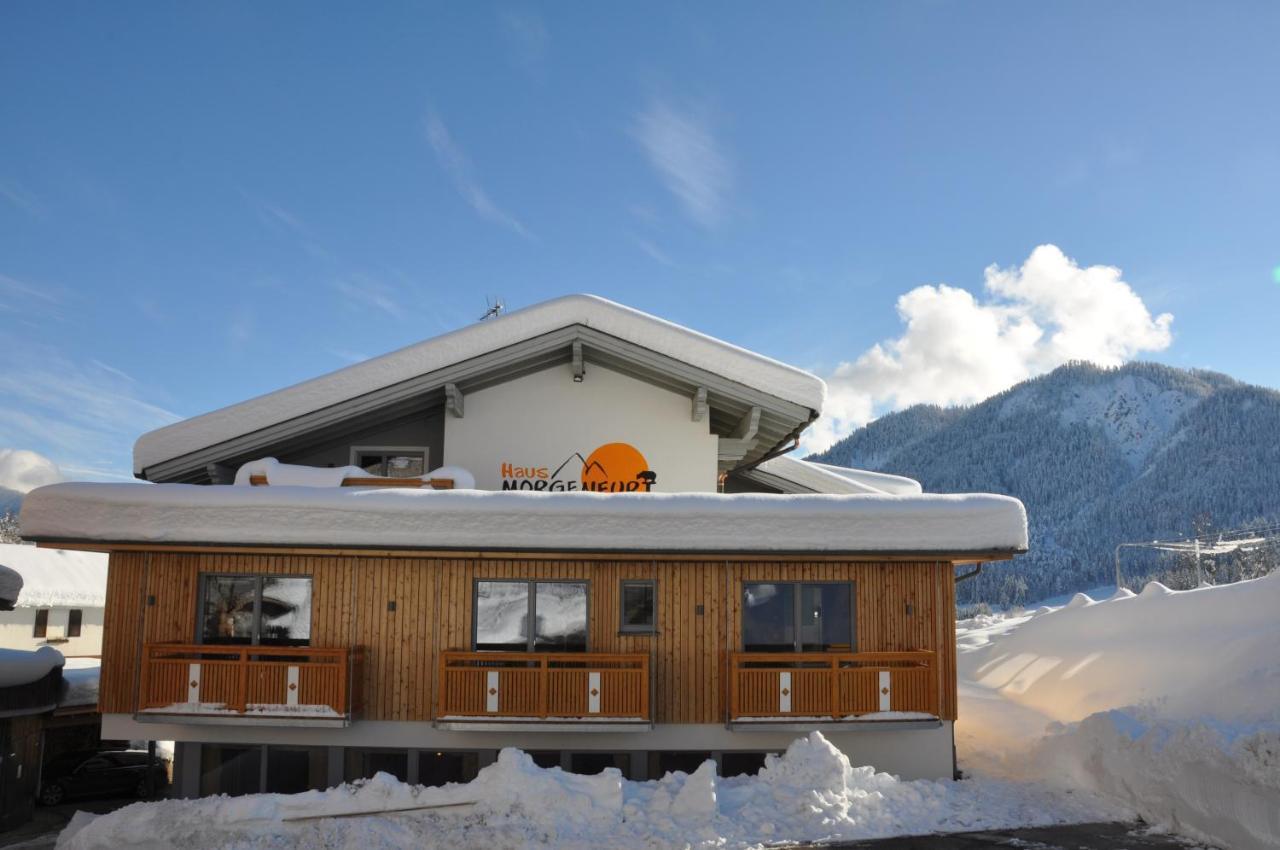 Erdhaeuser Und Apartments Mit Seeblick Und Alleinlage Вайсензее Екстериор снимка