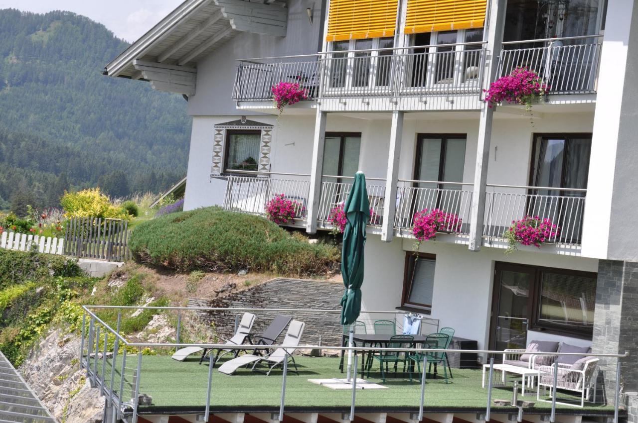 Erdhaeuser Und Apartments Mit Seeblick Und Alleinlage Вайсензее Екстериор снимка