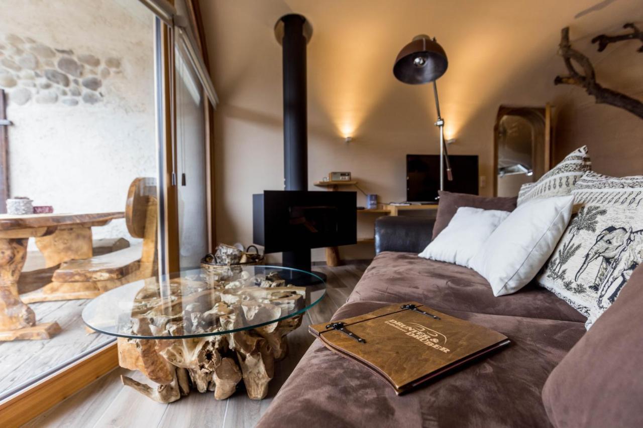Erdhaeuser Und Apartments Mit Seeblick Und Alleinlage Вайсензее Екстериор снимка